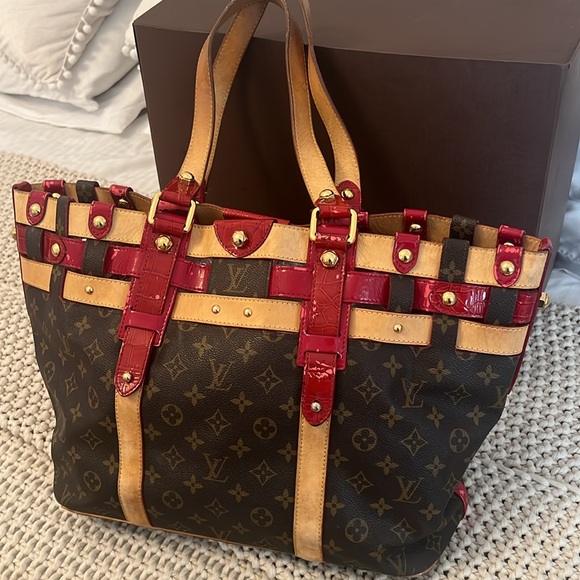 Authentic Louis Vuitton limited edition Ruby - Picture 7 of 16